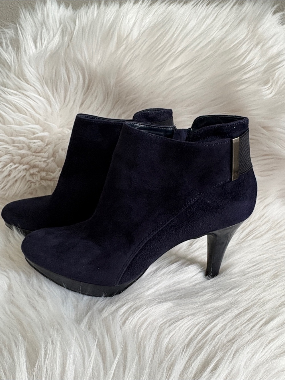 Bandolino Navy Suede Ankle Booties with Side Zip - Picture 4 of 16